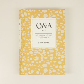 Q and A a Day 5-Year Journal