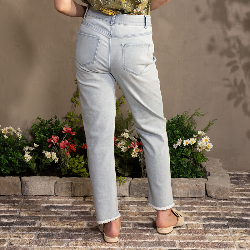 Cutout Detail Blue Jeans - Image 3