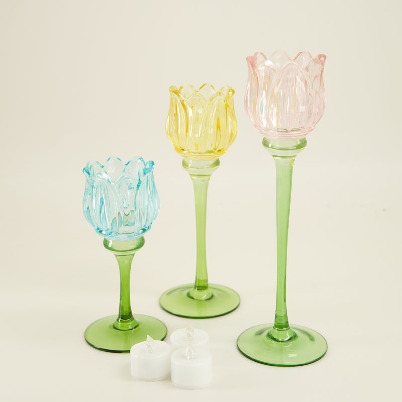 Set Of 3 Glass Tulip Candle Holders - Image 3