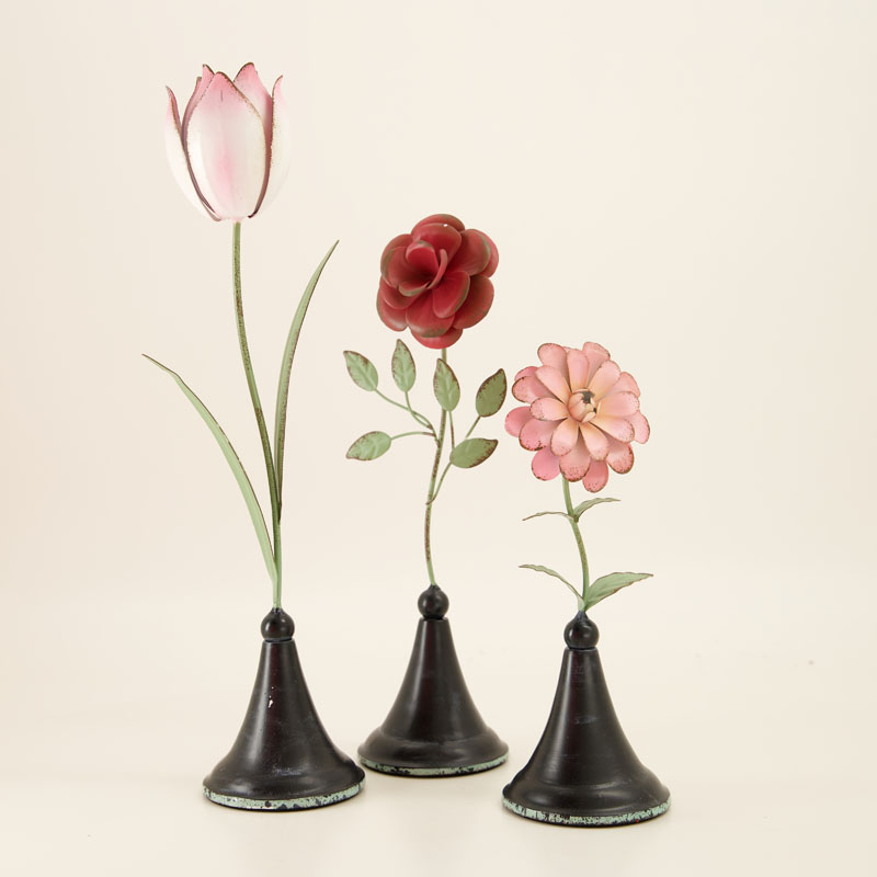 Large Metal Flower - Image 4