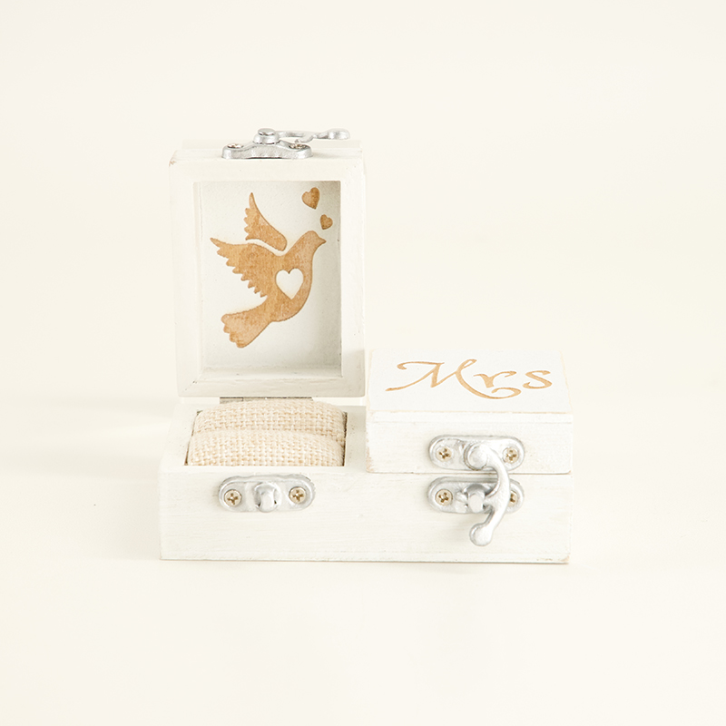 Mr. and Mrs. Ring Box - Image 2