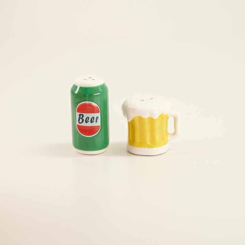 Beer Can Mini Pepper Shaker - Image 4