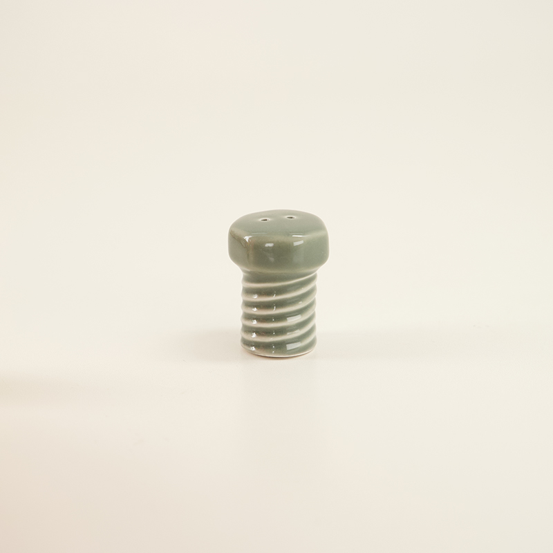 Screw Mini Salt Shaker
