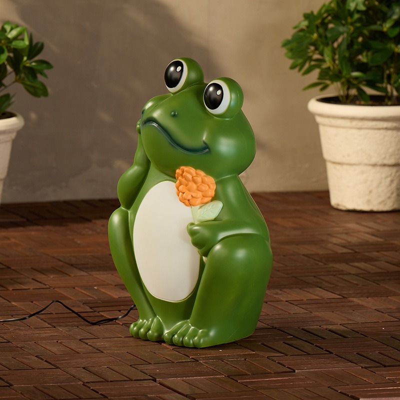 Frog with Orange Flower Blow Mold - Image 3
