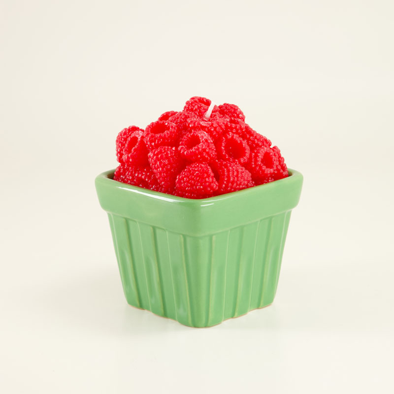 9 Oz. Raspberry Basket Candle - Image 2