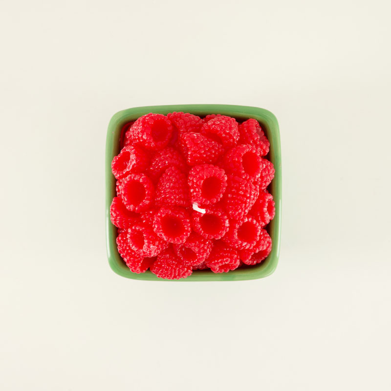 9 Oz. Raspberry Basket Candle - Image 3