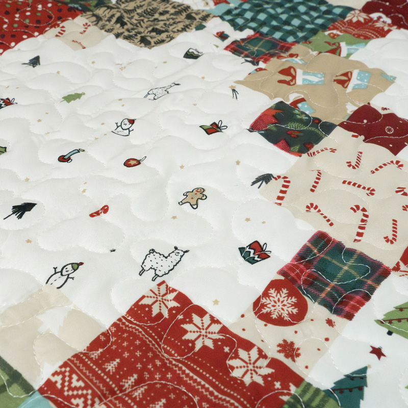 Your Lifestyle Holiday Love 3 Piece King Quilt Set - Image 3
