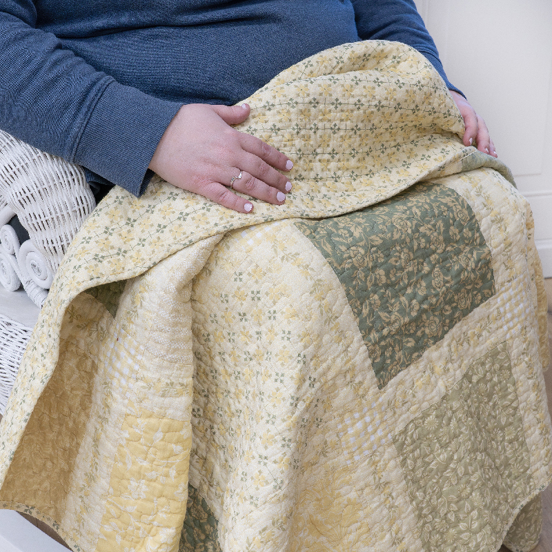 Donna Sharp Meadow Cotton Lap Quilt